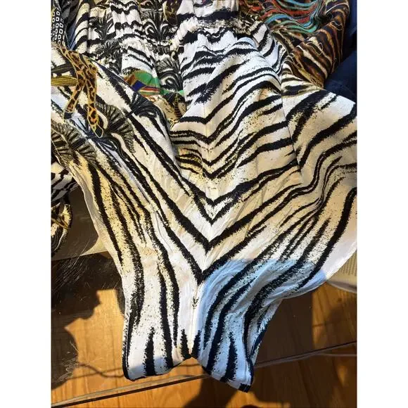 Camilla Womens BLACK WHITE Tiger Silk Romper Multi color sz Med pockets crystals - Picture 14 of 15